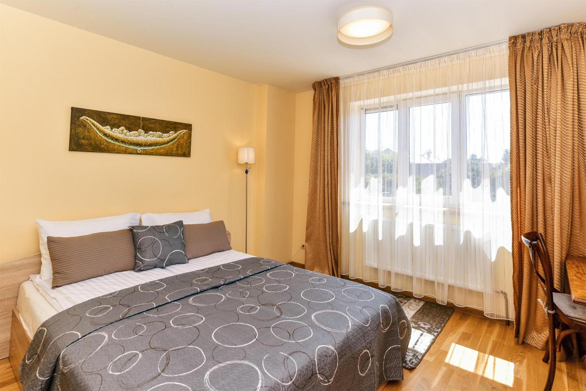 Apartments Near The Sea ไคลเพดา ภายนอก รูปภาพ